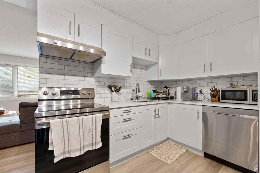 MLS® A2258750 - Unit #79 3809 45 Street SW in Glenbrook Calgary, Residential