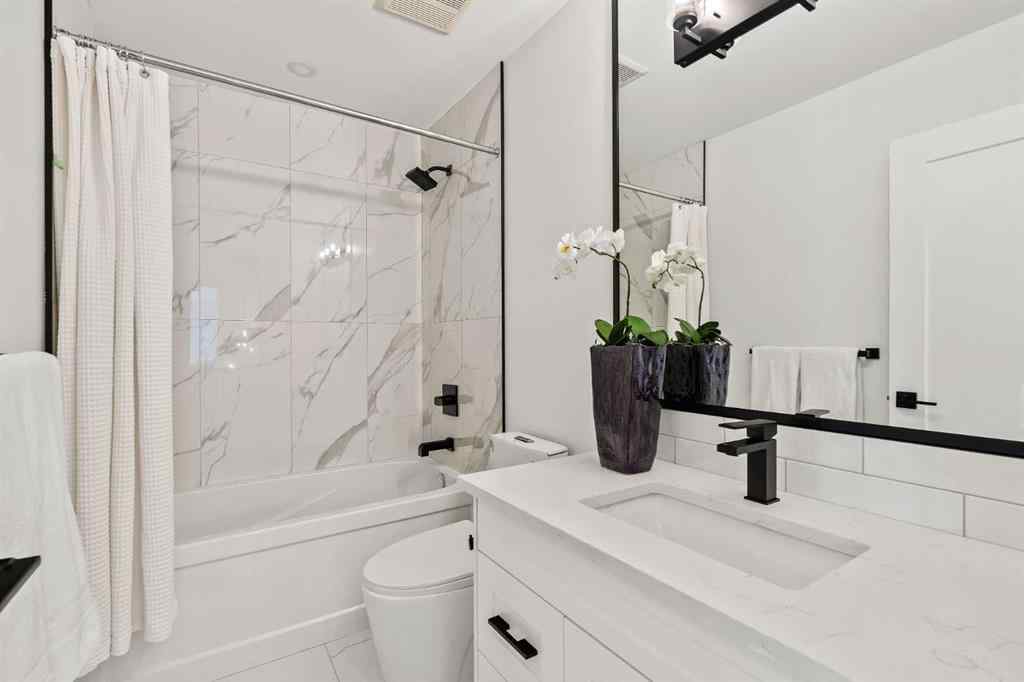 MLS® A2258751 - 2131 32 Avenue SW in Richmond Calgary, Residential