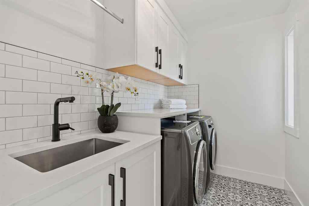 MLS® A2258751 - 2131 32 Avenue SW in Richmond Calgary, Residential