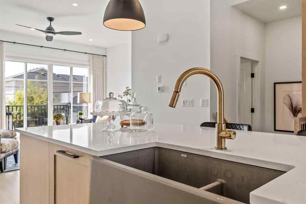 MLS® A2258751 - 2131 32 Avenue SW in Richmond Calgary, Residential