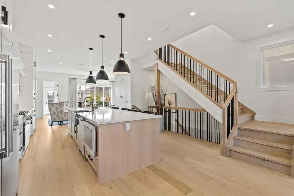MLS® A2258751 - 2131 32 Avenue SW in Richmond Calgary, Residential