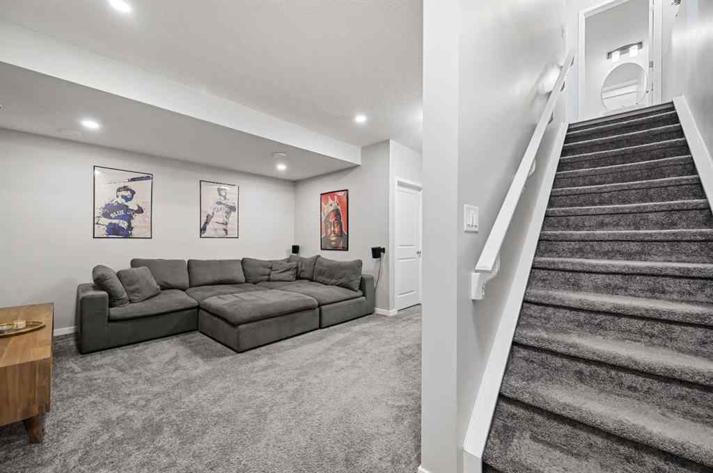 MLS® A2258758 - 856 West Lakeview Drive  in Dawson\'s Landing Chestermere, Residential