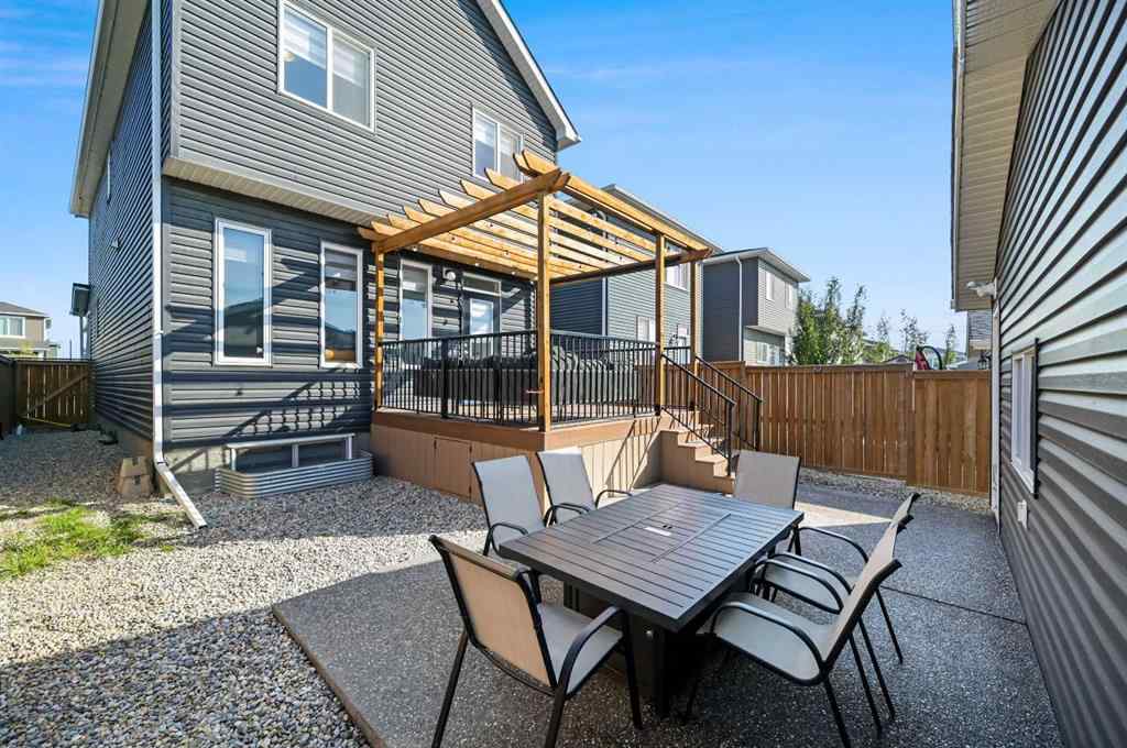 MLS® A2258758 - 856 West Lakeview Drive  in Dawson\'s Landing Chestermere, Residential