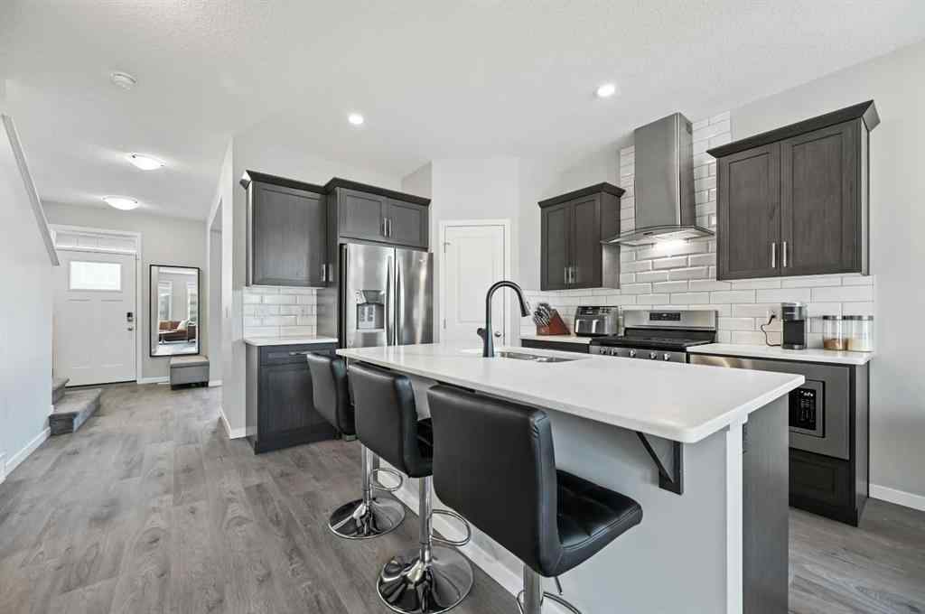 MLS® A2258758 - 856 West Lakeview Drive  in Dawson\'s Landing Chestermere, Residential