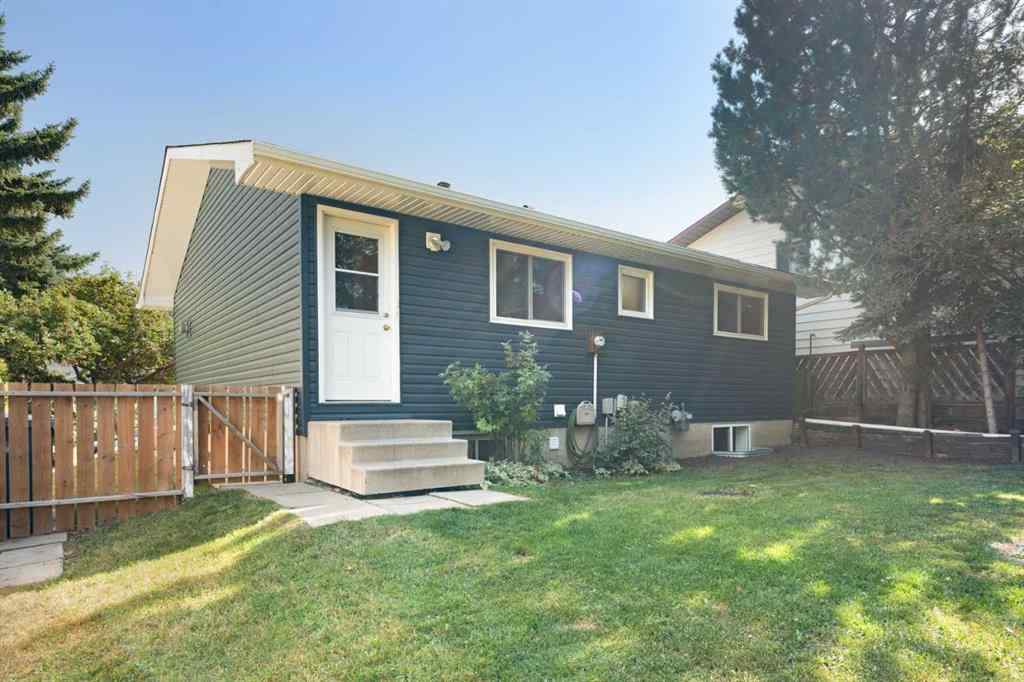 MLS® A2258760 - 39 Bearberry Crescent NW in Beddington Heights Calgary, Residential