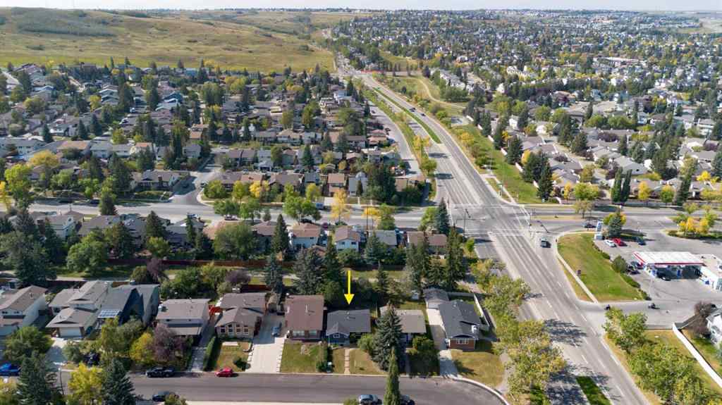MLS® A2258760 - 39 Bearberry Crescent NW in Beddington Heights Calgary, Residential