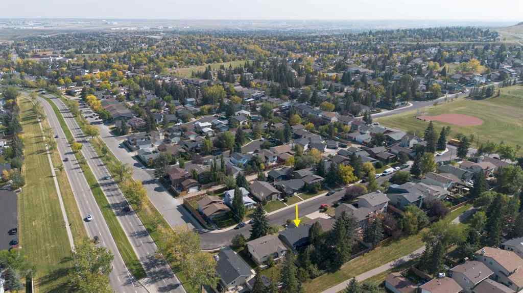 MLS® A2258760 - 39 Bearberry Crescent NW in Beddington Heights Calgary, Residential
