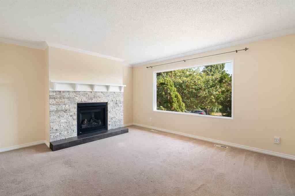 MLS® A2258760 - 39 Bearberry Crescent NW in Beddington Heights Calgary, Residential