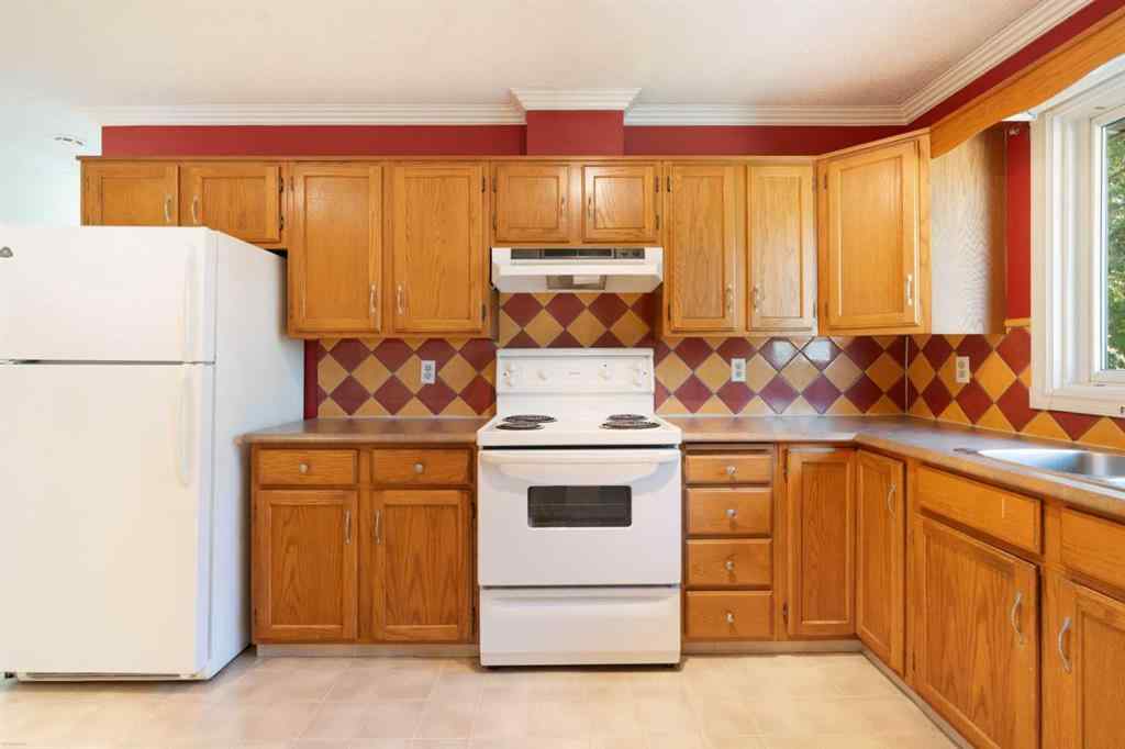 MLS® A2258760 - 39 Bearberry Crescent NW in Beddington Heights Calgary, Residential