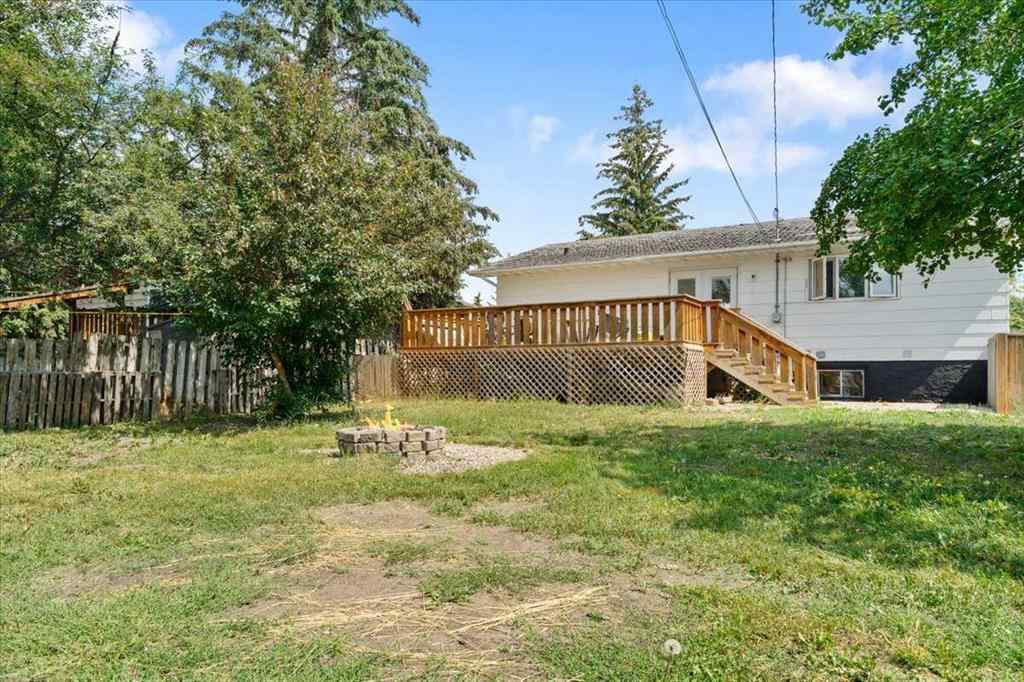 MLS® A2258761 - 10407 103 Avenue  in NONE Hythe, Residential