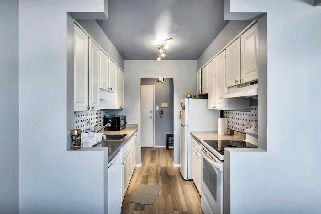 MLS® A2258762 - Unit #303 11445 41 Avenue NW in Royal Gardens_EDMO Edmonton, Residential