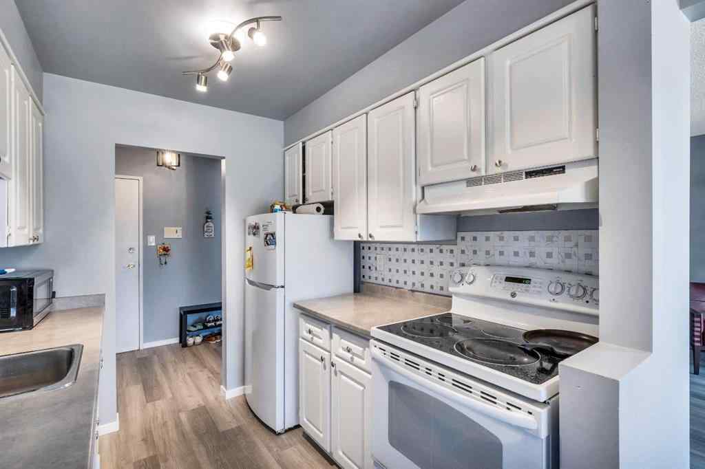 MLS® A2258762 - Unit #303 11445 41 Avenue NW in Royal Gardens_EDMO Edmonton, Residential