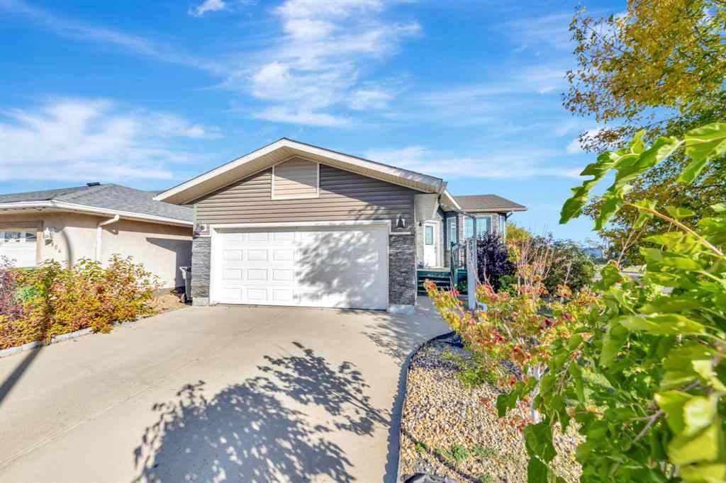 MLS® A2258767 - 5902 41 Street  in Southridge Lloydminster, Residential