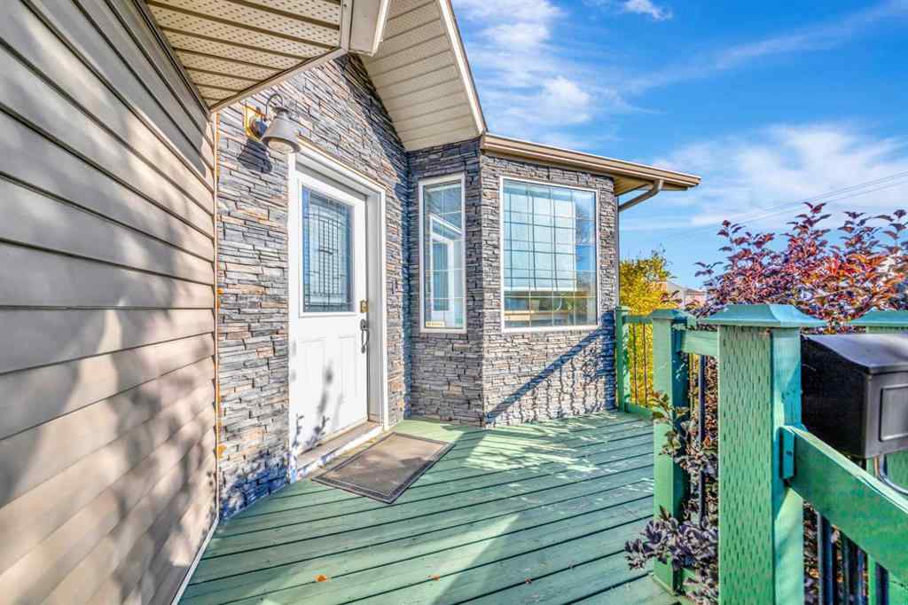 MLS® A2258767 - 5902 41 Street  in Southridge Lloydminster, Residential