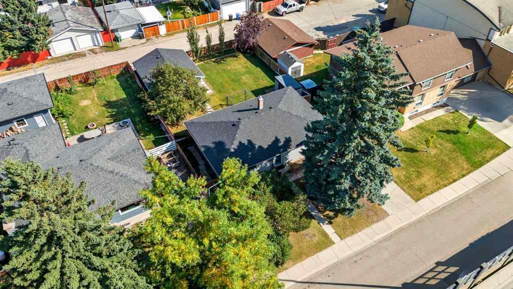 MLS® A2258769 - 4720 Worcester Drive SW in Wildwood Calgary, Residential