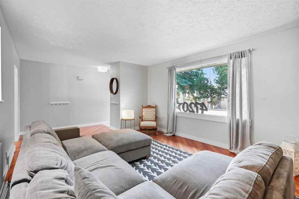 MLS® A2258769 - 4720 Worcester Drive SW in Wildwood Calgary, Residential
