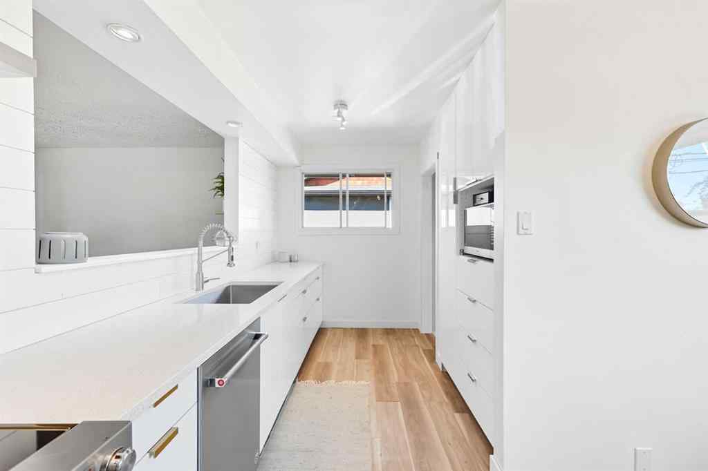 MLS® A2258769 - 4720 Worcester Drive SW in Wildwood Calgary, Residential