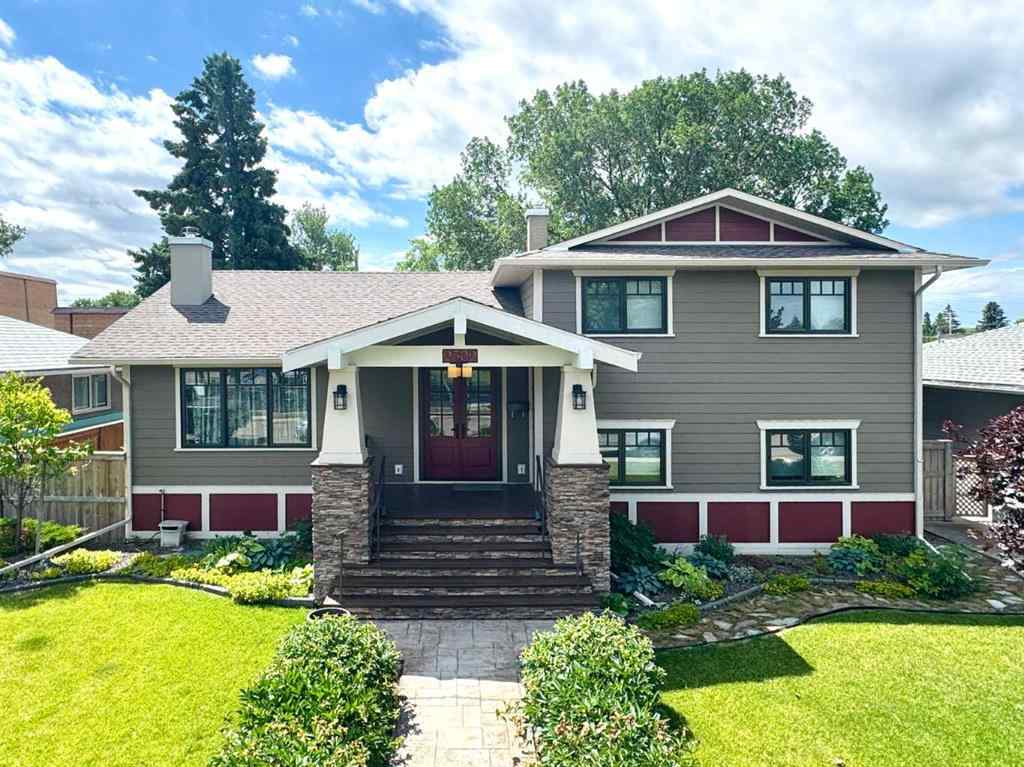 MLS® A2258771 - 2302 14 Avenue S in Agnes Davidson Lethbridge, Residential