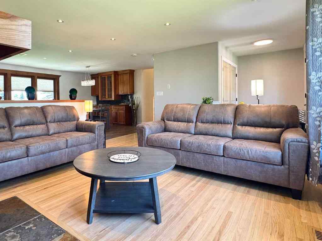 MLS® A2258771 - 2302 14 Avenue S in Agnes Davidson Lethbridge, Residential