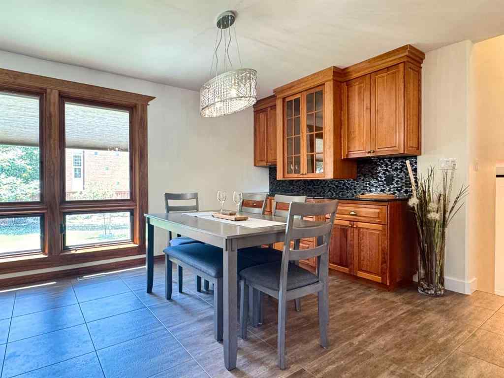 MLS® A2258771 - 2302 14 Avenue S in Agnes Davidson Lethbridge, Residential