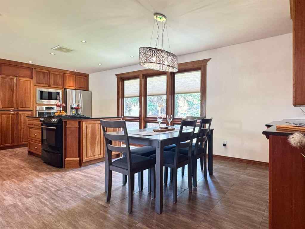 MLS® A2258771 - 2302 14 Avenue S in Agnes Davidson Lethbridge, Residential