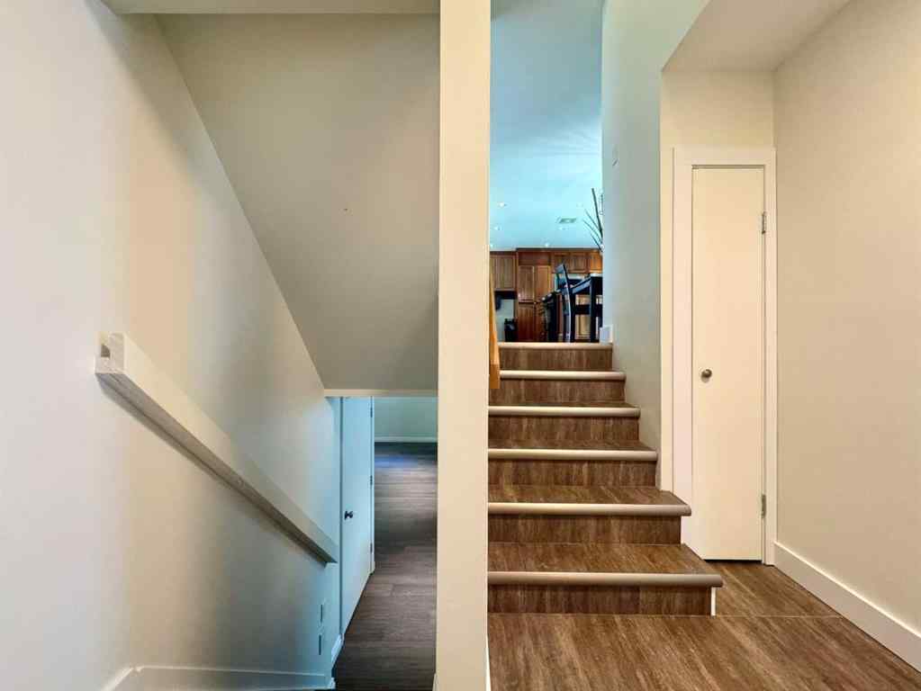 MLS® A2258771 - 2302 14 Avenue S in Agnes Davidson Lethbridge, Residential