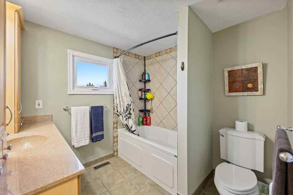 MLS® A2258772 - Unit #76 5400 Dalhousie Drive NW in Dalhousie Calgary, Residential