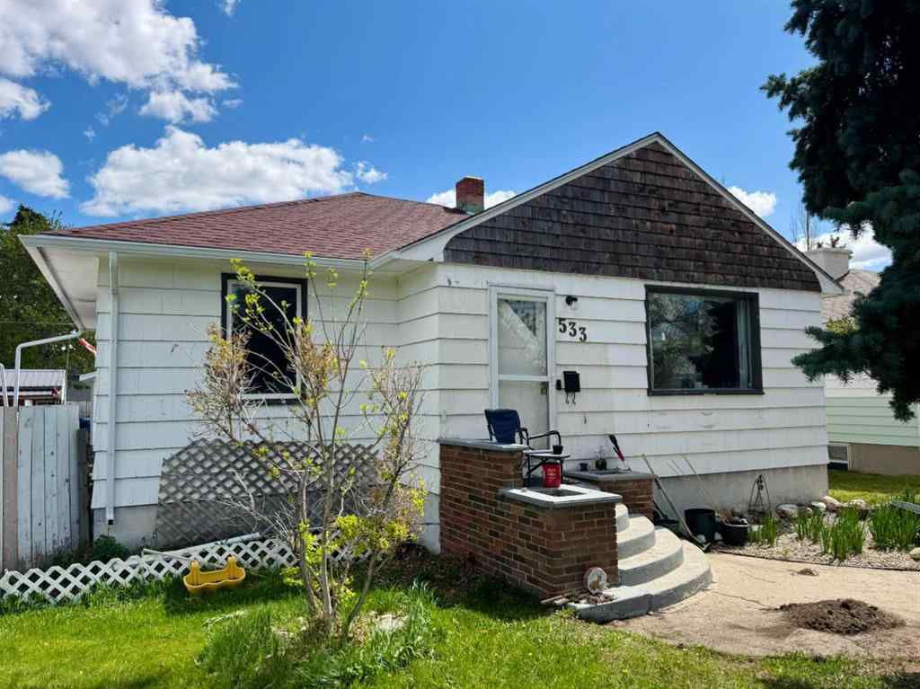 MLS® A2258774 - 533 23 Street S in Glendale Lethbridge, Residential