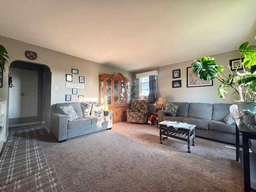 MLS® A2258774 - 533 23 Street S in Glendale Lethbridge, Residential