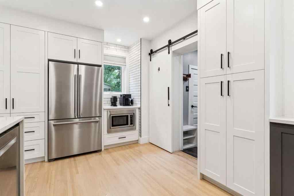 MLS® A2258783 - 1614 13 Avenue SW in Sunalta Calgary, Residential