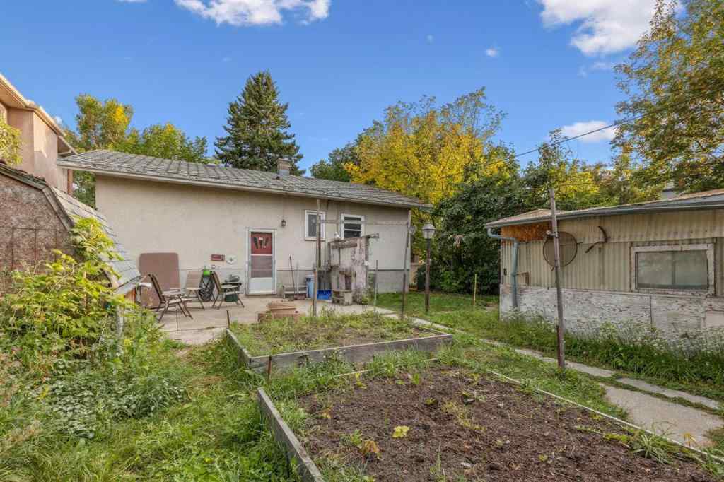 MLS® A2258784 - 512 52 Avenue SW in Windsor Park Calgary, Residential