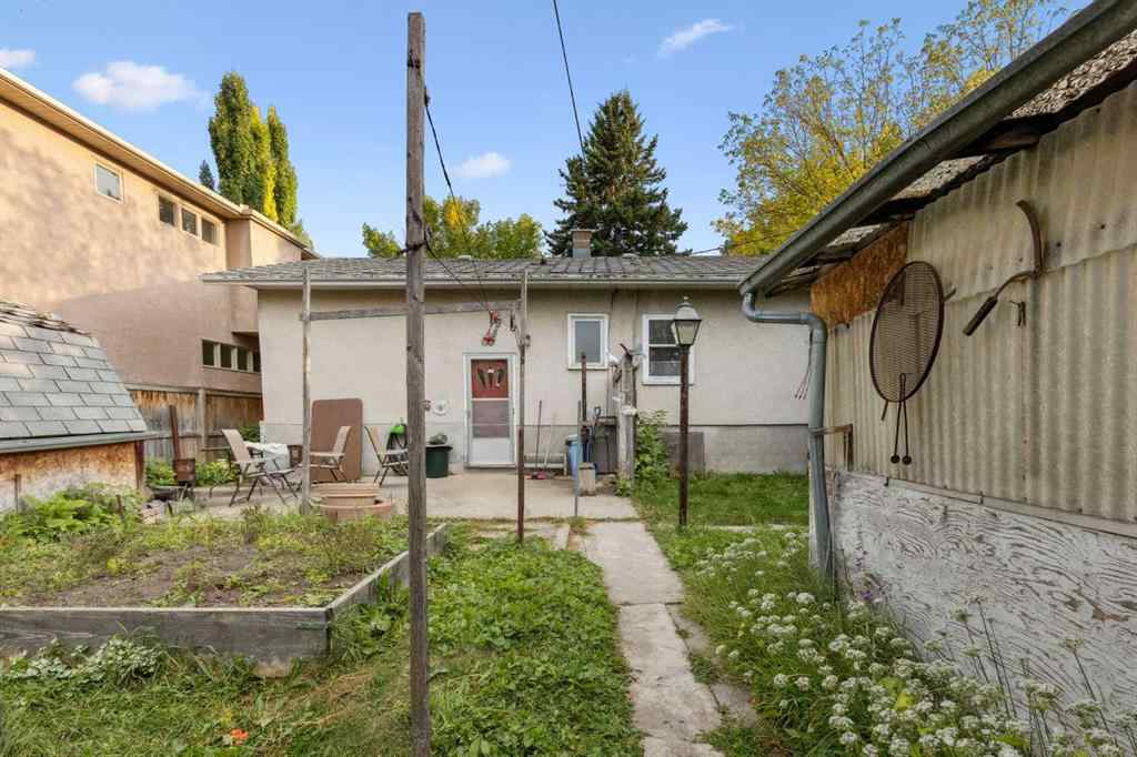 MLS® A2258784 - 512 52 Avenue SW in Windsor Park Calgary, Residential