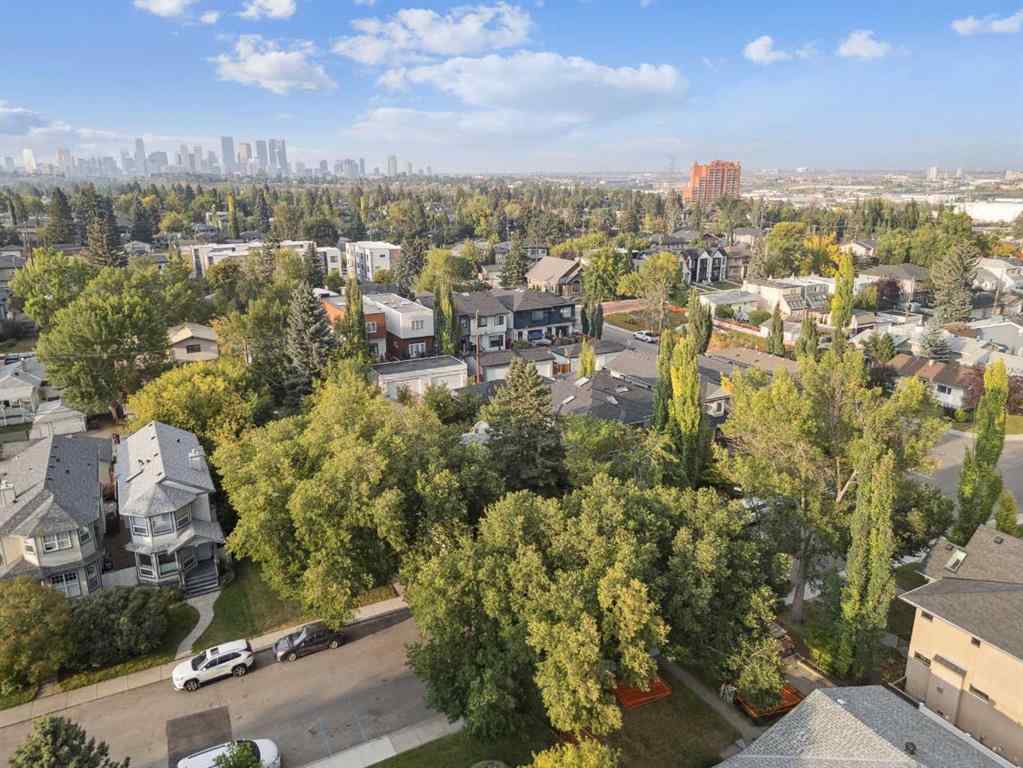 MLS® A2258784 - 512 52 Avenue SW in Windsor Park Calgary, Residential