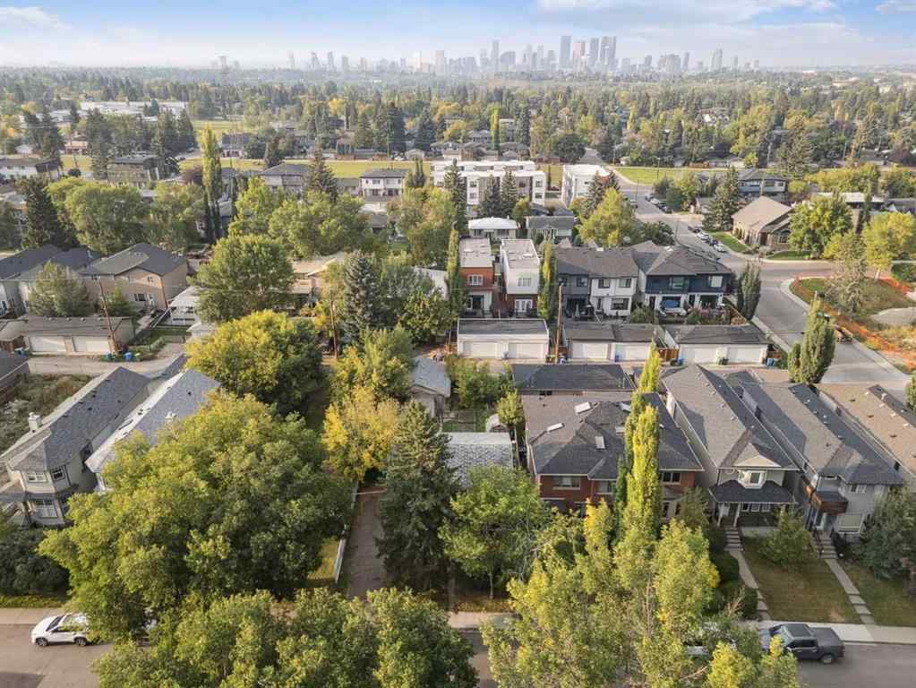MLS® A2258784 - 512 52 Avenue SW in Windsor Park Calgary, Residential