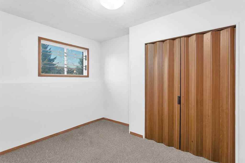 MLS® A2258785 - 91 Dawson Street  in Deer Park Village Red Deer, Residential