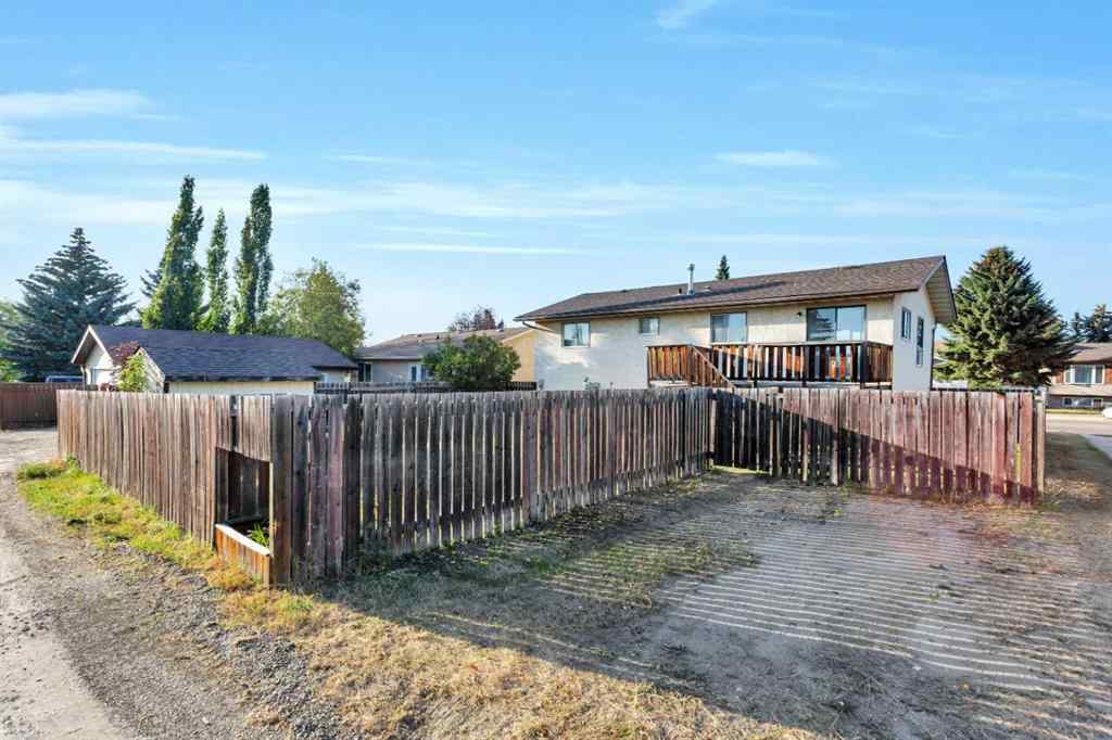 MLS® A2258785 - 91 Dawson Street  in Deer Park Village Red Deer, Residential
