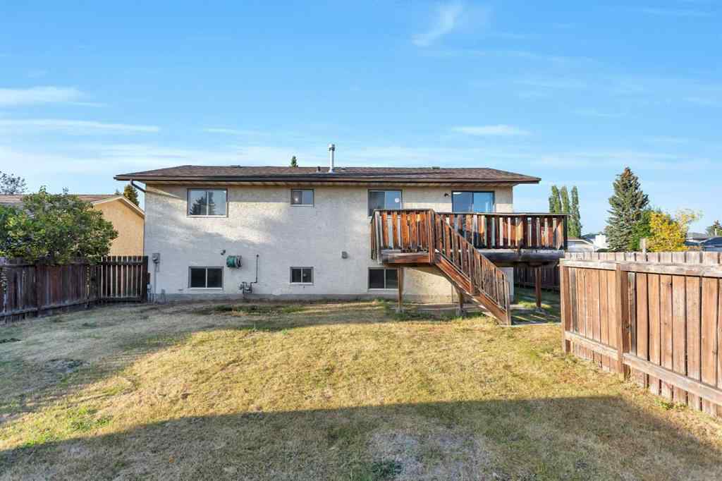 MLS® A2258785 - 91 Dawson Street  in Deer Park Village Red Deer, Residential