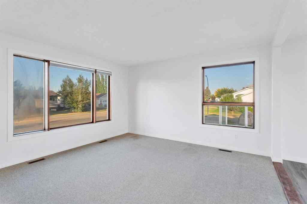 MLS® A2258785 - 91 Dawson Street  in Deer Park Village Red Deer, Residential