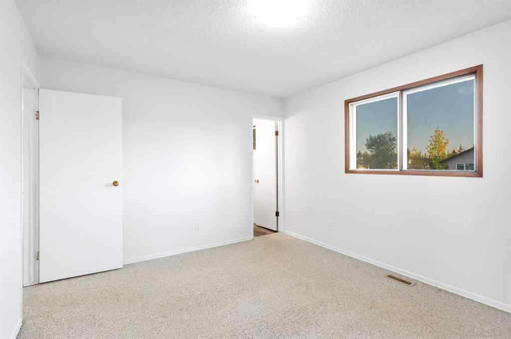 MLS® A2258785 - 91 Dawson Street  in Deer Park Village Red Deer, Residential