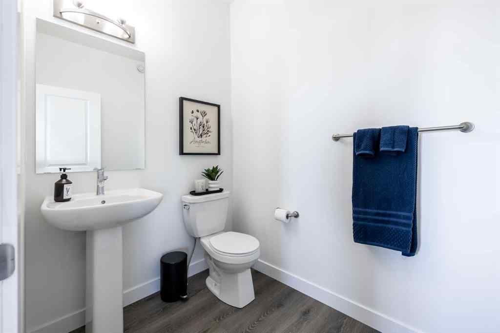 MLS® A2258792 - 19 Creekstone  SW in Pine Creek Calgary, Residential