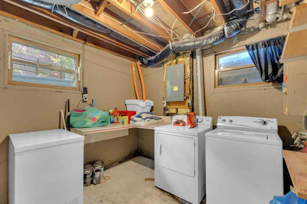 MLS® A2258795 - 5006 55 Avenue  in Central Ponoka Ponoka, Residential