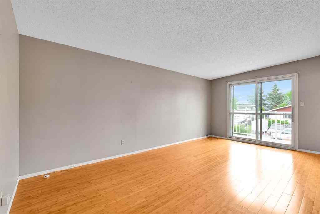 MLS® A2258797 - 10829 5 Street SW in Southwood Calgary, Residential