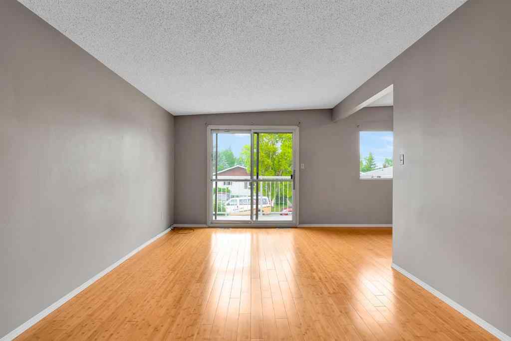 MLS® A2258797 - 10829 5 Street SW in Southwood Calgary, Residential