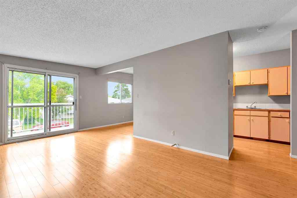 MLS® A2258797 - 10829 5 Street SW in Southwood Calgary, Residential