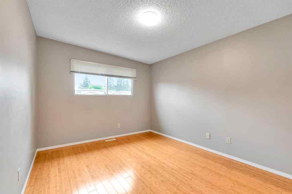 MLS® A2258797 - 10829 5 Street SW in Southwood Calgary, Residential
