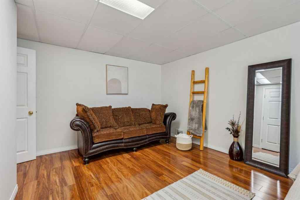 MLS® A2258798 - 343 Canterbury Drive SW in Canyon Meadows Calgary, Residential