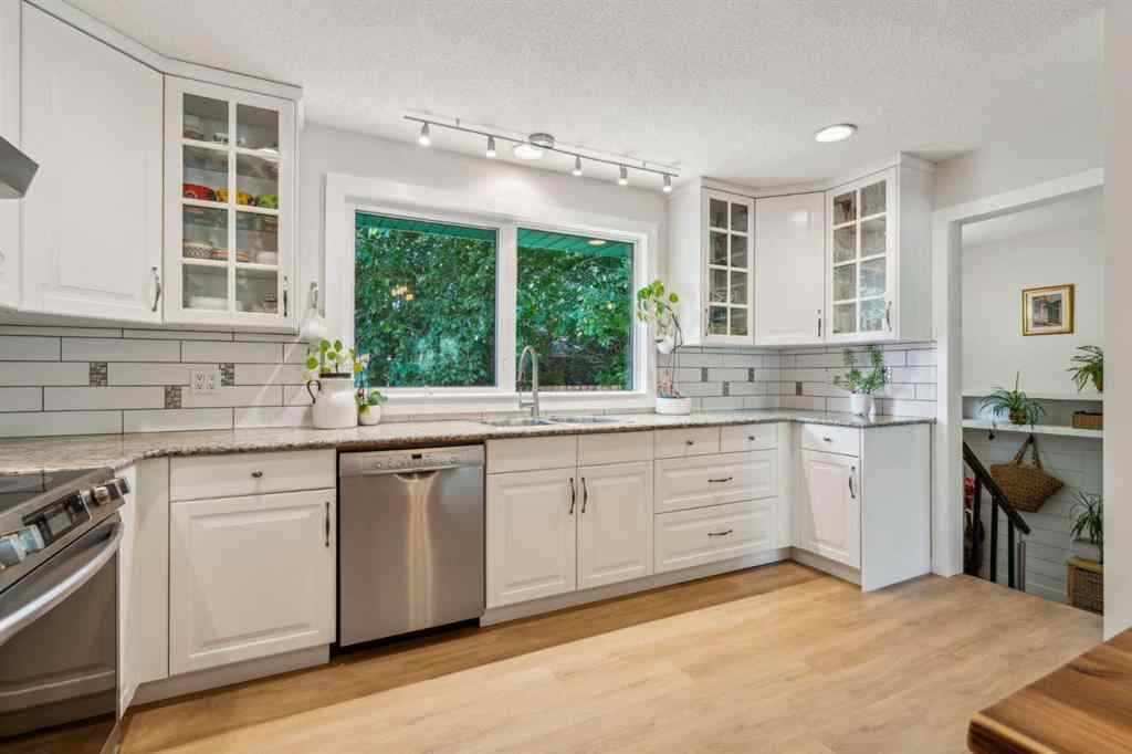 MLS® A2258798 - 343 Canterbury Drive SW in Canyon Meadows Calgary, Residential