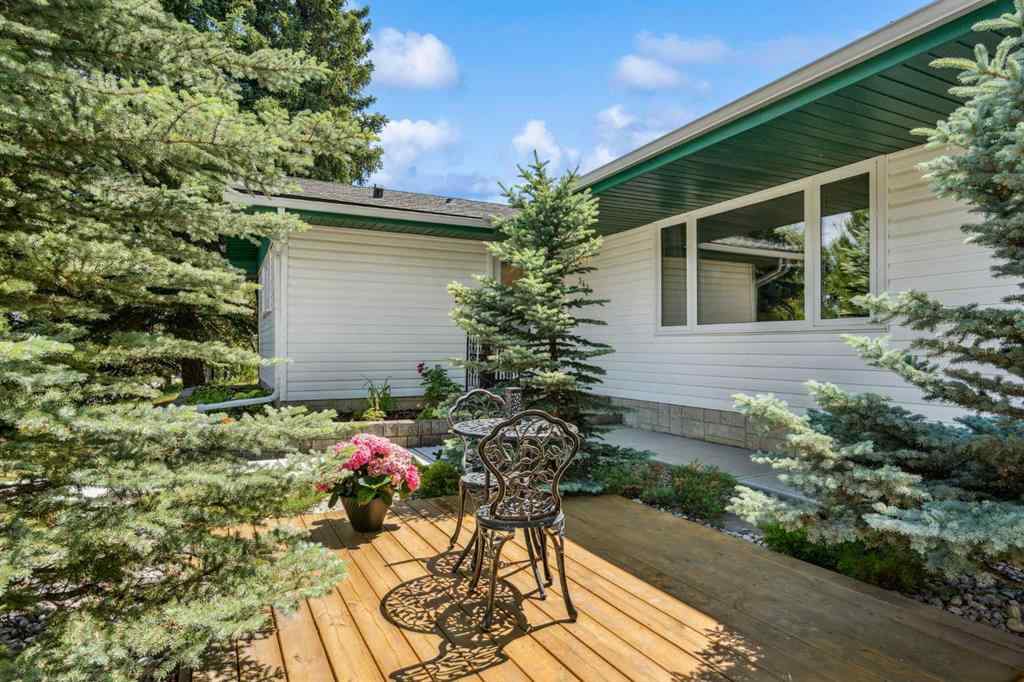 MLS® A2258798 - 343 Canterbury Drive SW in Canyon Meadows Calgary, Residential