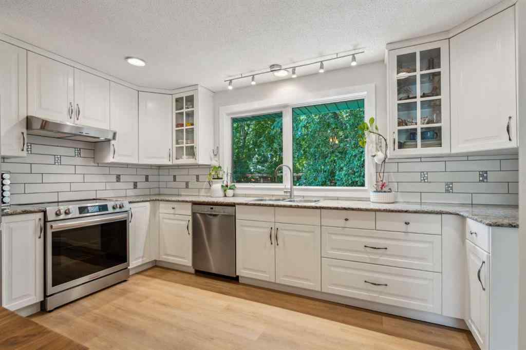 MLS® A2258798 - 343 Canterbury Drive SW in Canyon Meadows Calgary, Residential
