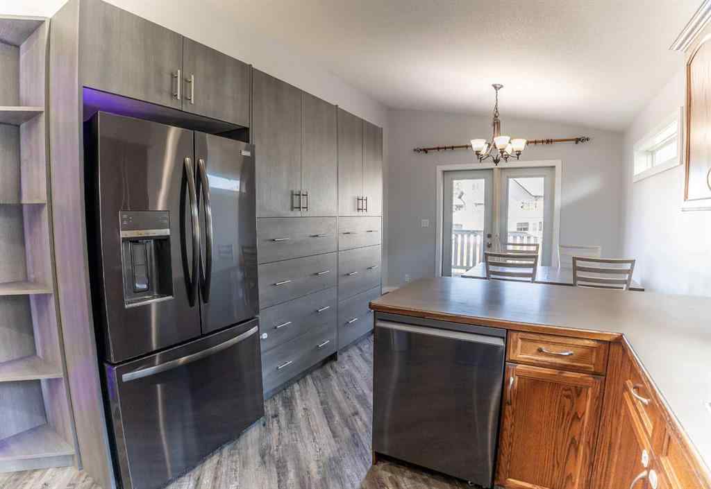 MLS® A2258803 - 205 Jennings Crescent  in Johnstone Crossing Red Deer, Residential